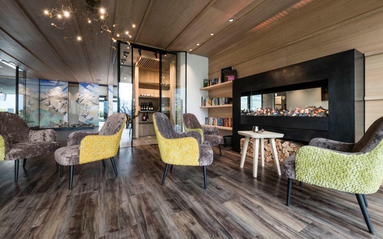 Vinea - Suites Тіроло Екстер'єр фото