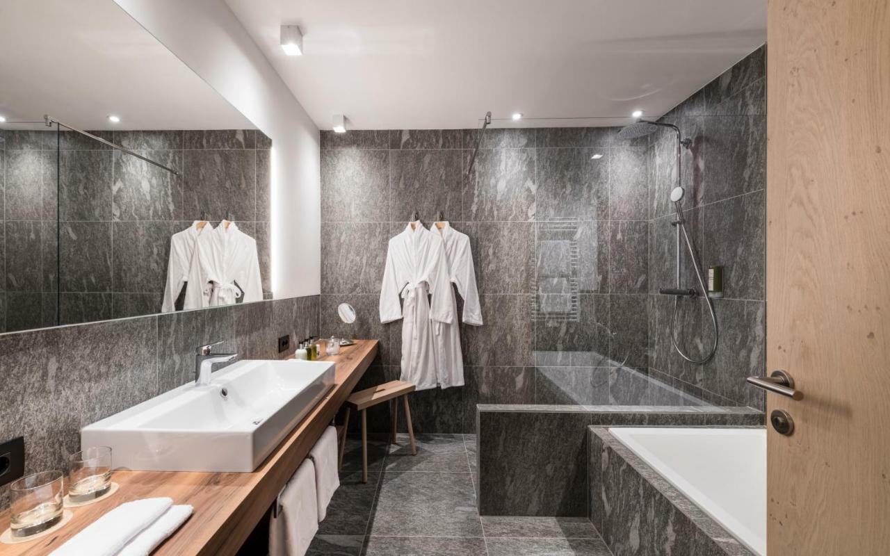 Vinea - Suites Тіроло Екстер'єр фото